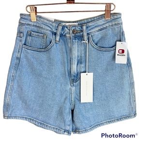 KanCan Signature Mom Fit High Rise Denim Shorts 26 NWT